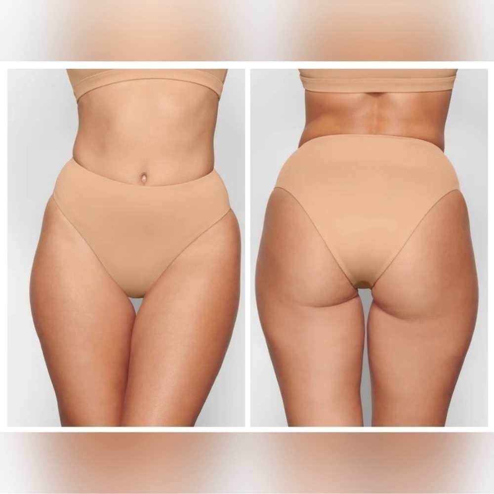 SKIMS SWIM (B10) MID WAIST BOTTOMS/ NWT/ OCHRE